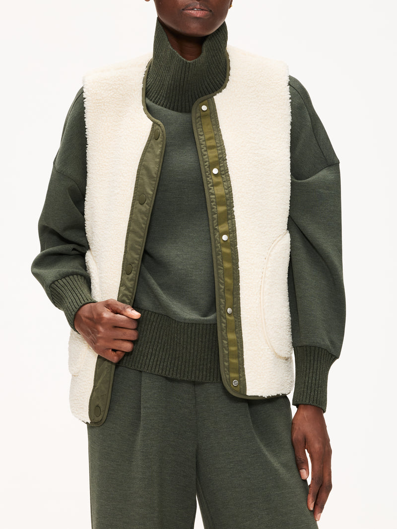 Varley Audrea Reversible Gilet Sandshell/Forest Night