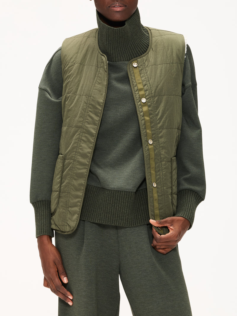 Varley Audrea Reversible Gilet Sandshell/Forest Night