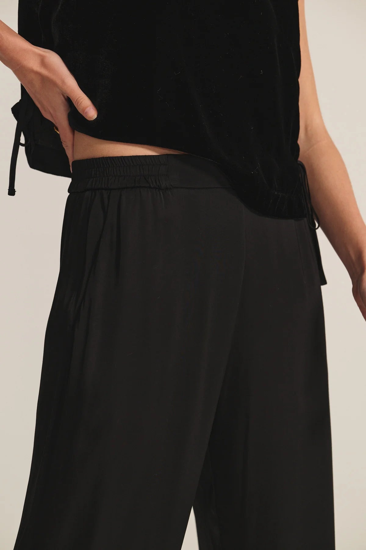 Velvet Larkin Satin Pant Black